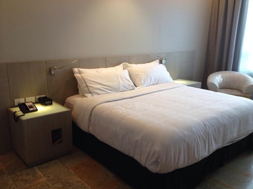 Ghl Hotel Монтерія Номер фото A room at the hotel