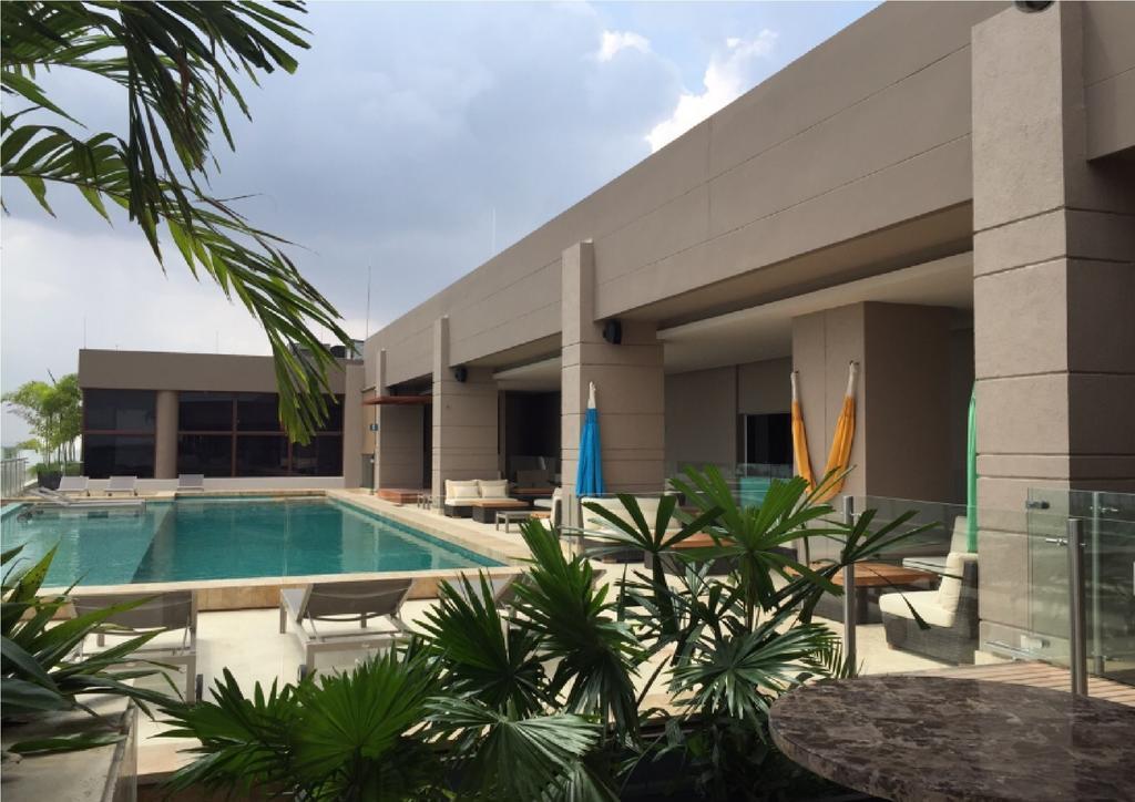 Ghl Hotel Монтерія Екстер'єр фото The pool at the Embassy of the United States in Abuja